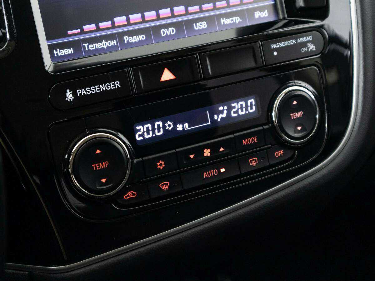 Купить Митсубиши Оутлэндер, 2015, 136 683 км.. Фото: #15