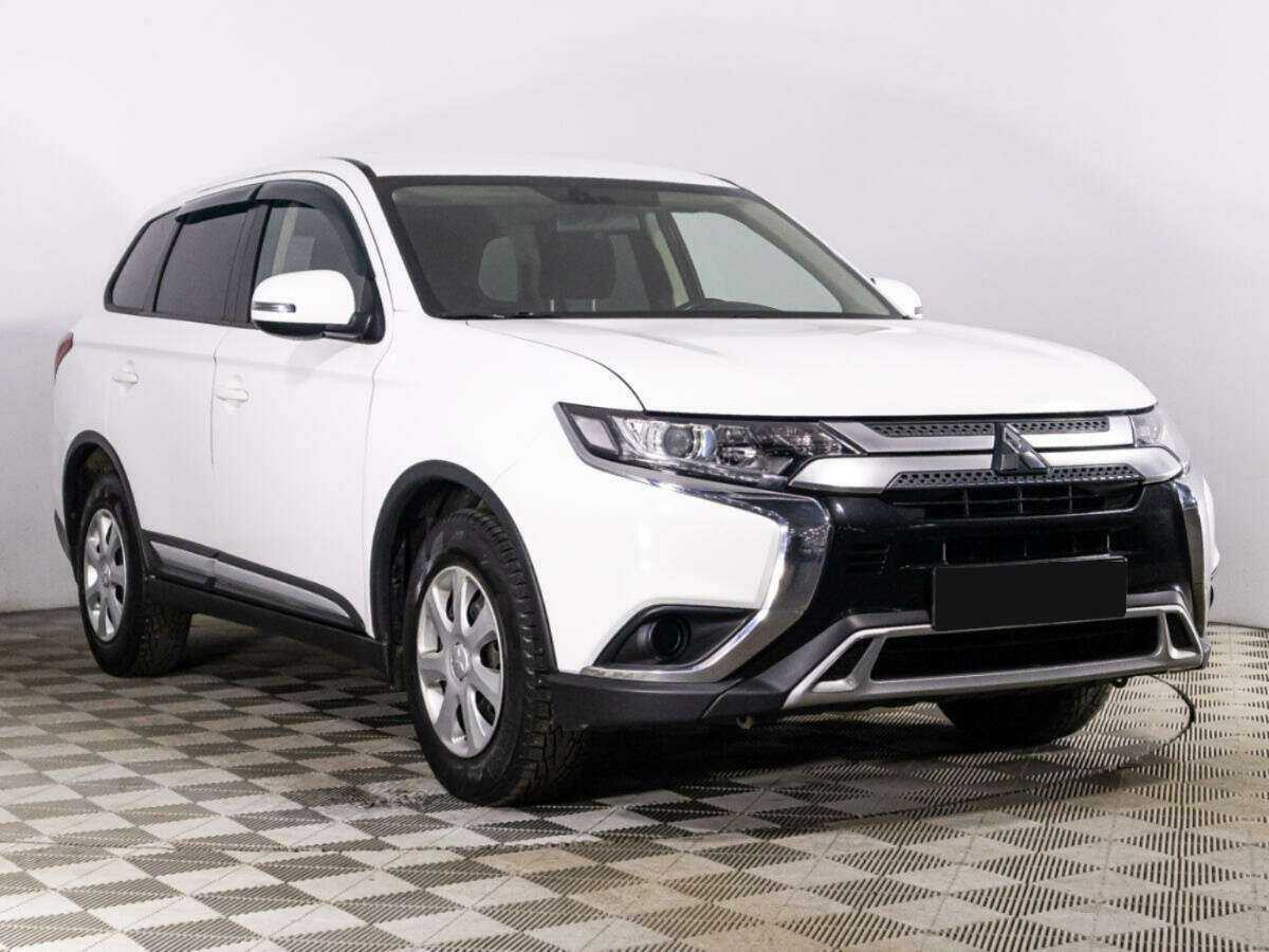 Купить Mitsubishi Outlander, 2019, 131 160 км.. Фото: #2