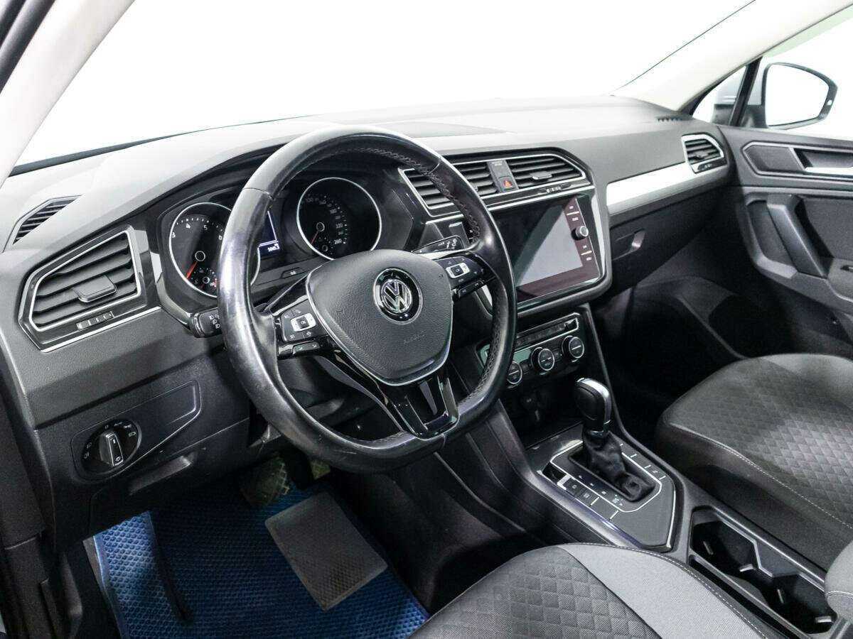 Купить Volkswagen Tiguan, 2019, 74 014 км.. Фото: #10