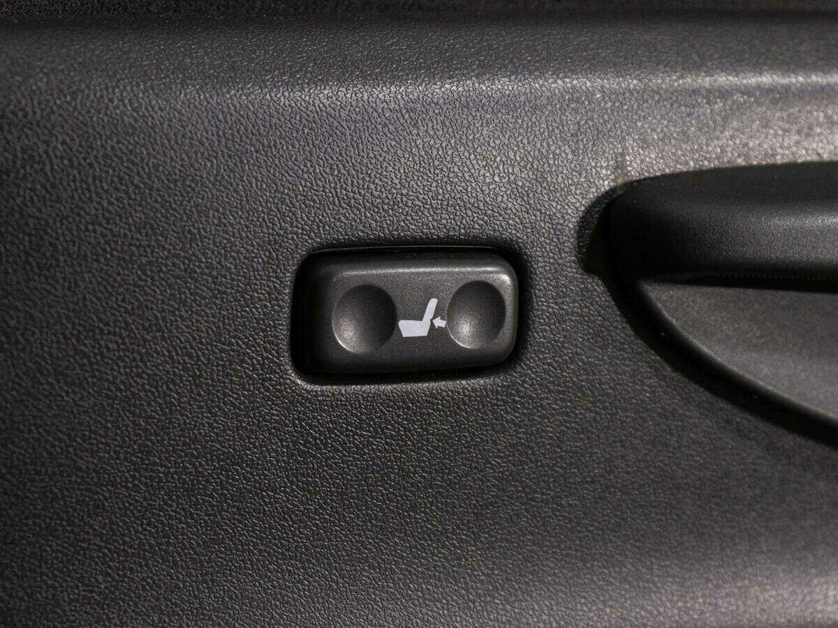 Купить Toyota Land Cruiser Prado, 2012, 175 423 км.. Фото: #14