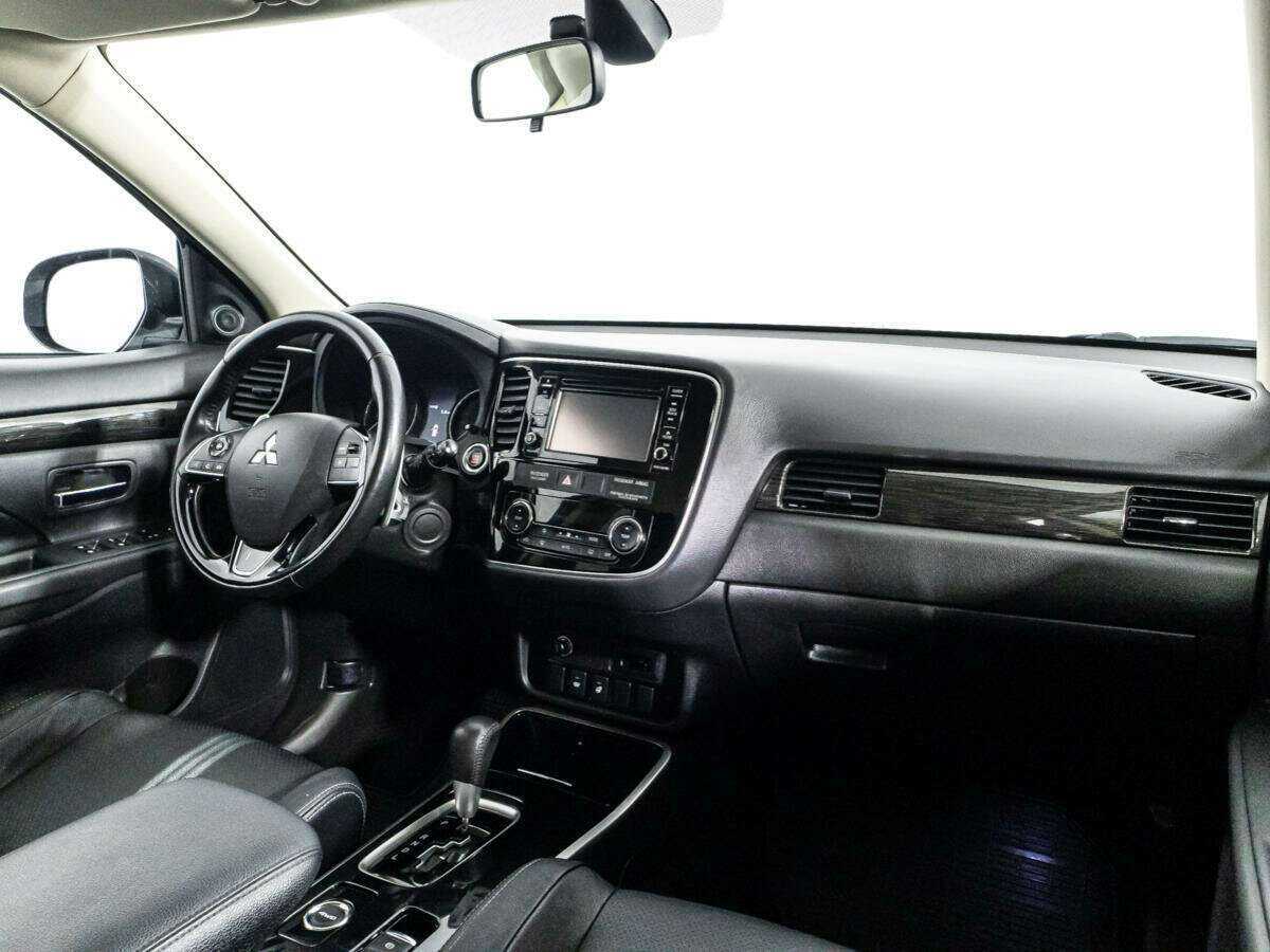Купить Mitsubishi Outlander, 2017, 75 290 км.. Фото: #8