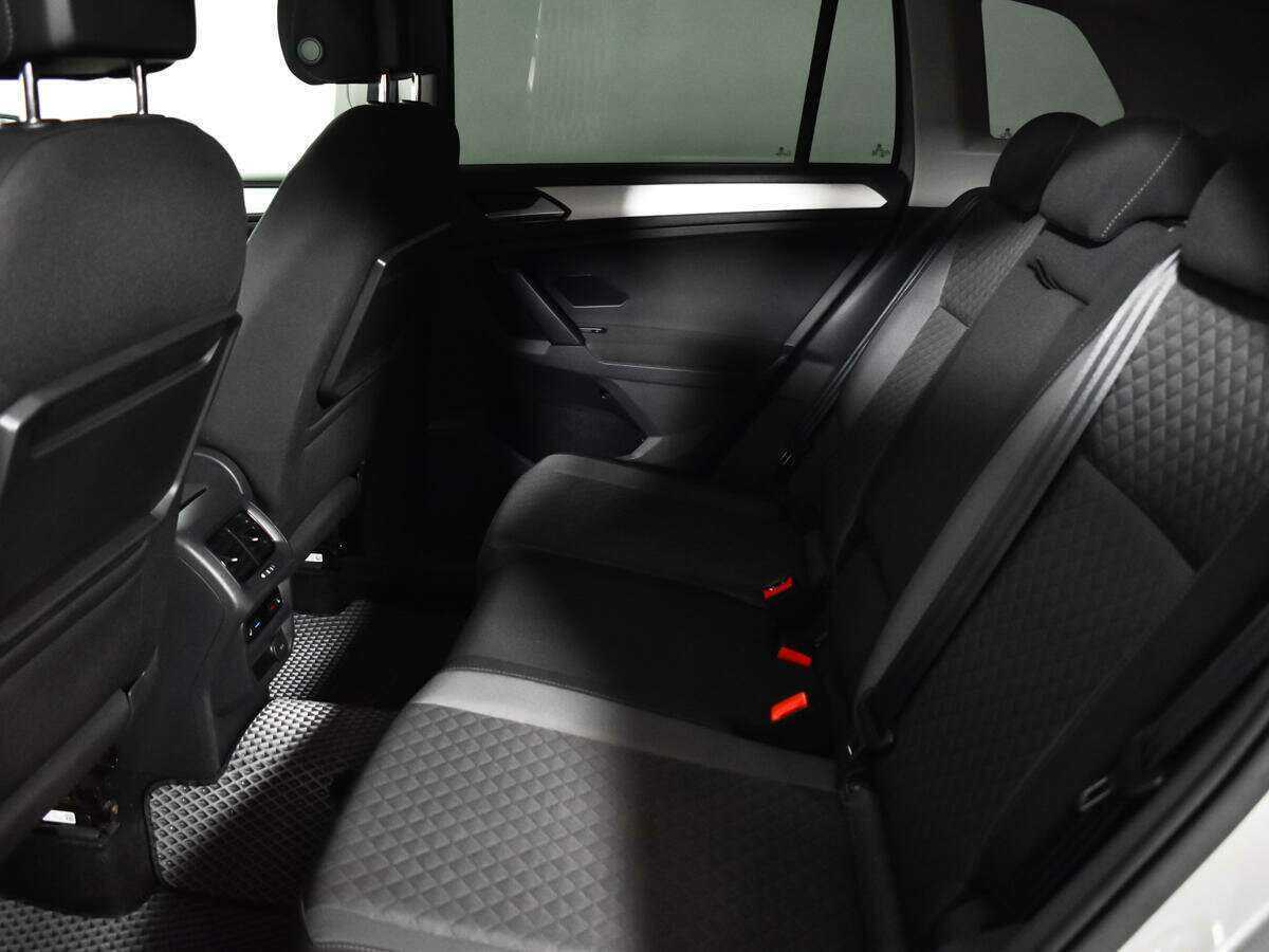 Купить Volkswagen Tiguan, 2017, 153 769 км.. Фото: #9