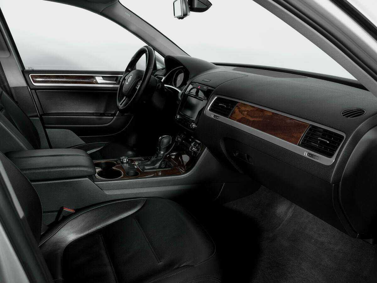 Купить Volkswagen Touareg, 2012, 126 666 км.. Фото: #8