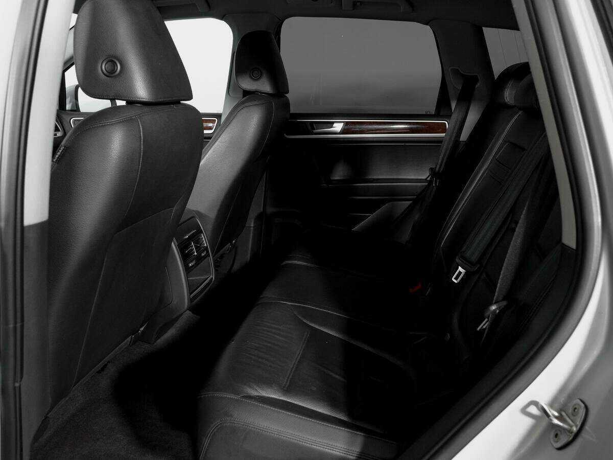 Купить Volkswagen Touareg, 2012, 126 666 км.. Фото: #9
