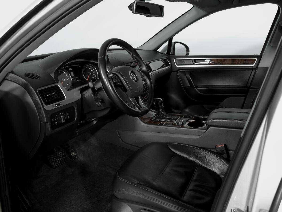 Купить Volkswagen Touareg, 2012, 126 666 км.. Фото: #13