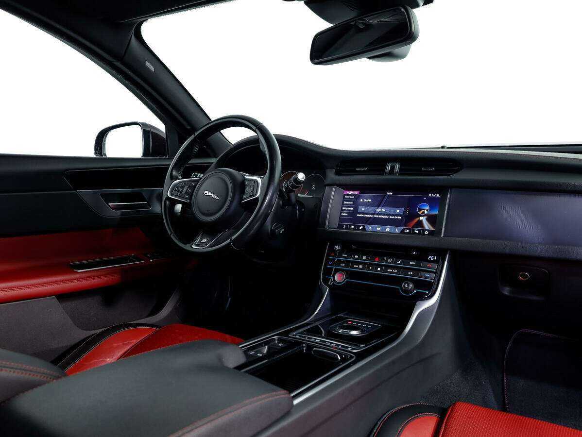 Купить Jaguar XF, 2017, 137 375 км.. Фото: #8
