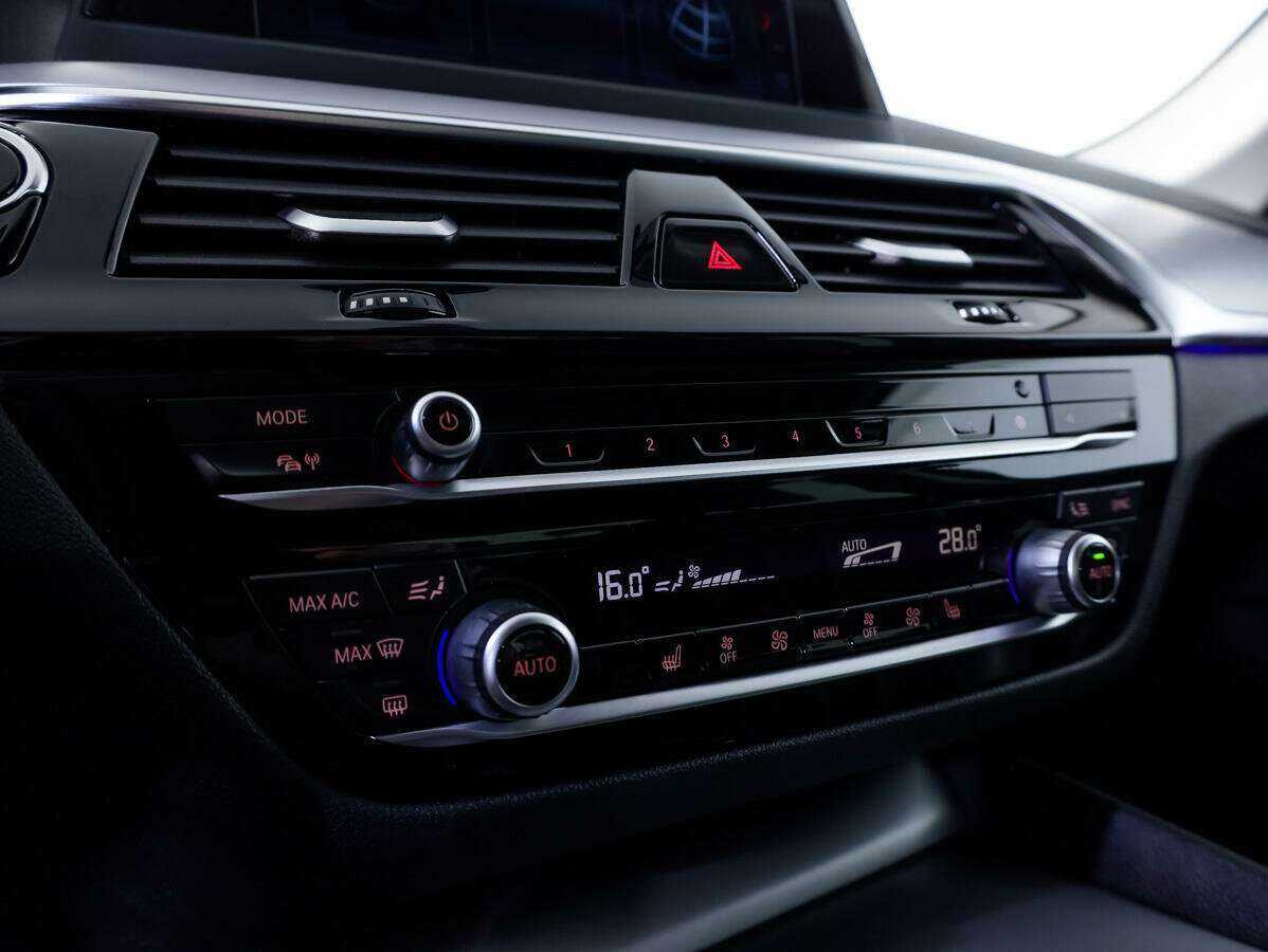 Купить BMW 5 серии, 2018, 186 074 км.. Фото: #15