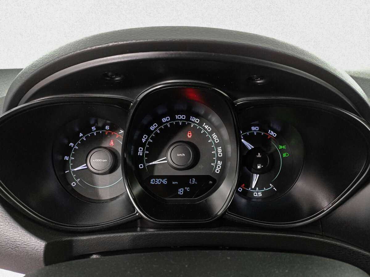 Купить Лада (ВАЗ) Веста, 2017, 103 047 км.. Фото: #10