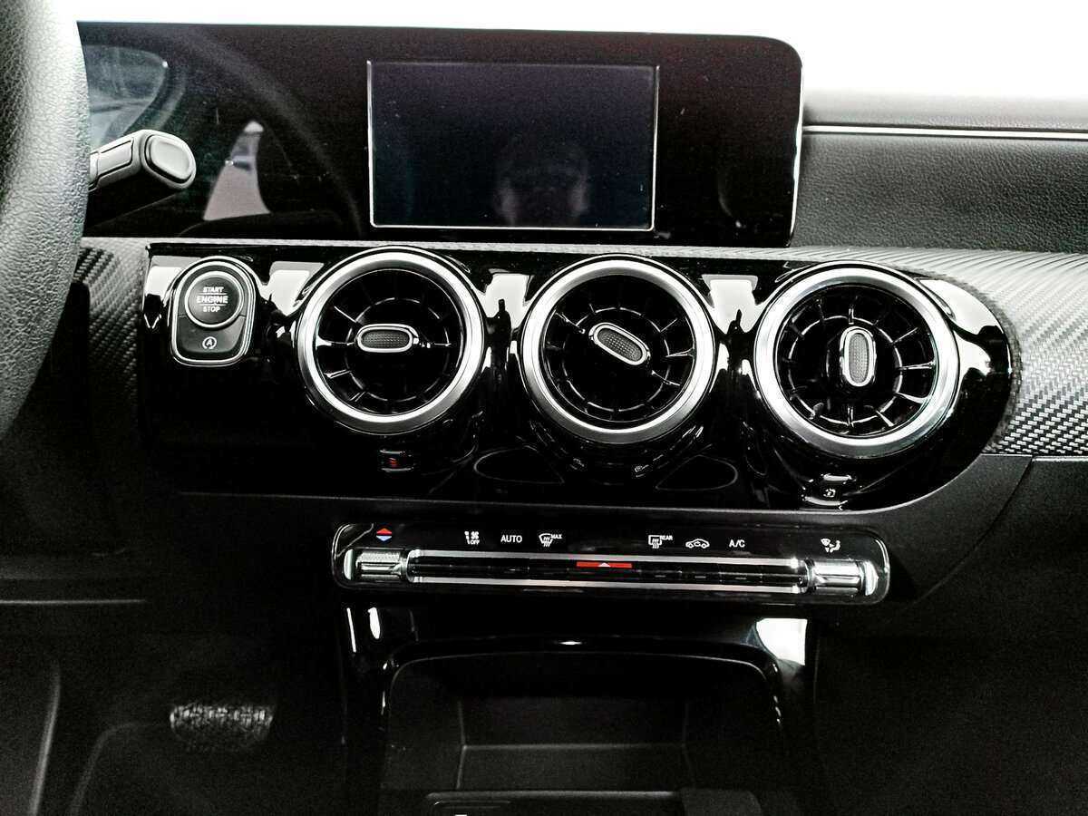 Купить Mercedes-Benz A-Класс, 2018, 96 216 км.. Фото: #12