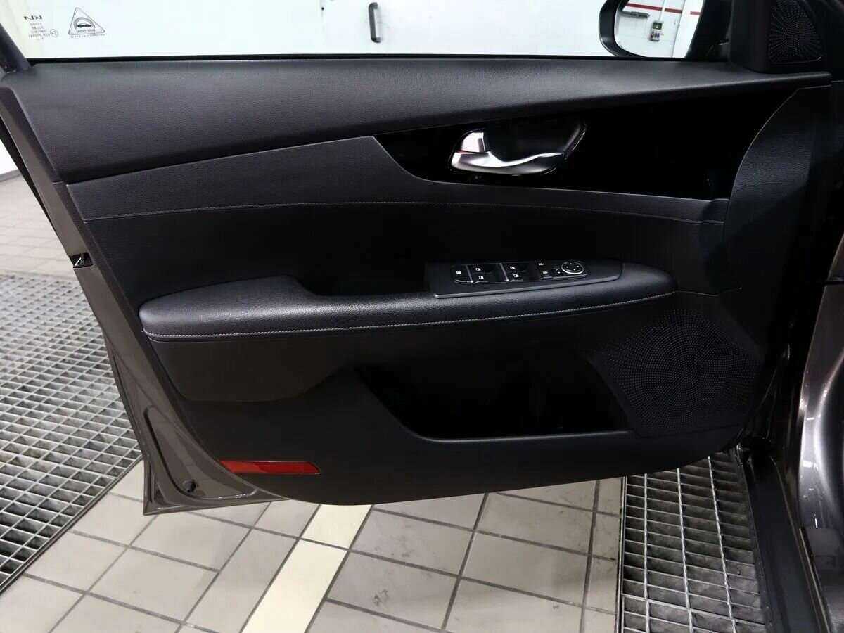 Купить Kia Cerato, 2021, 61 000 км.. Фото: #5