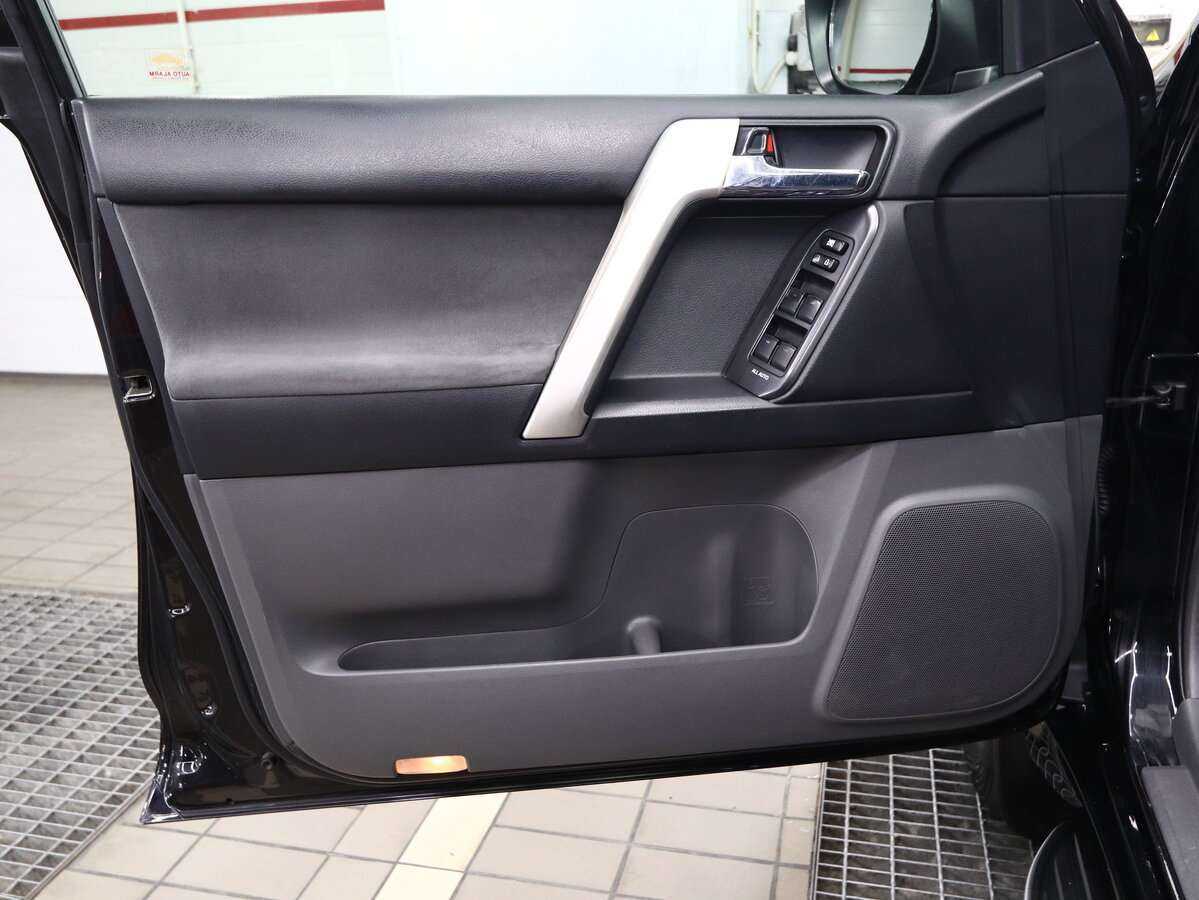 Купить Toyota Land Cruiser Prado, 2013, 183 000 км.. Фото: #13