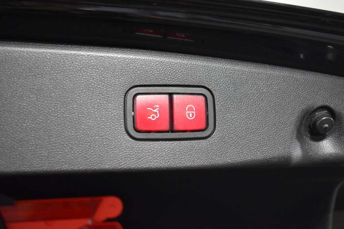 Купить Mercedes-Benz E-Класс, 2013, 184 400 км.. Фото: #6