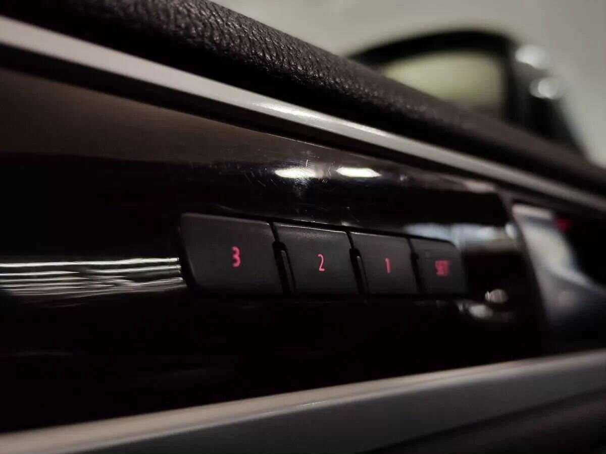 Купить Volkswagen Touareg, 2014, 176 954 км.. Фото: #17