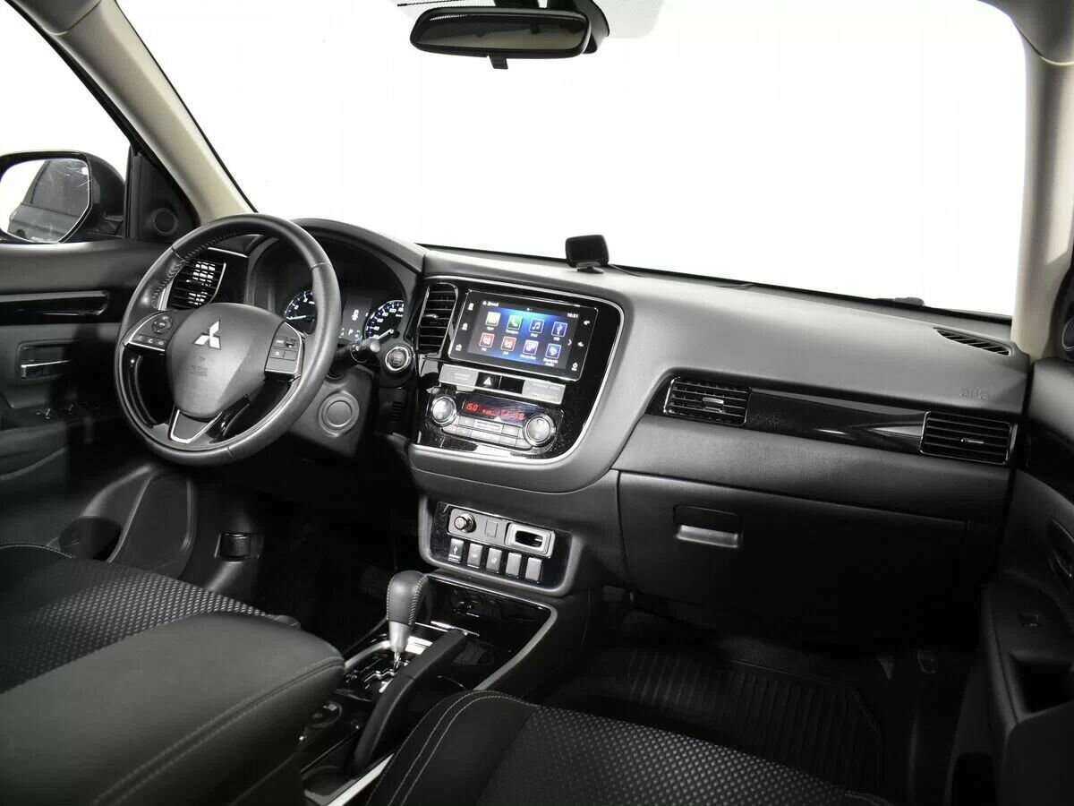 Купить Mitsubishi Outlander, 2019, 108 264 км.. Фото: #8