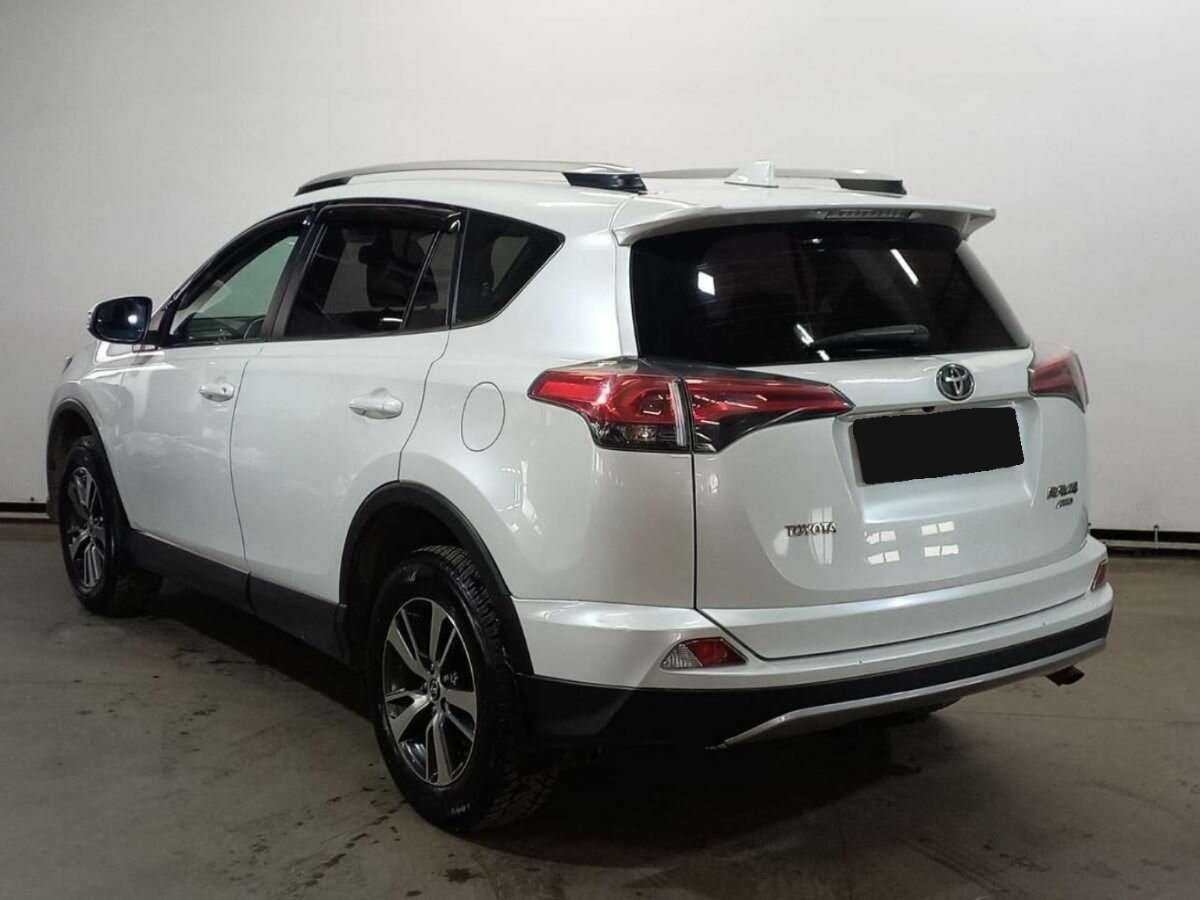 Купить Toyota RAV4, 2018, 95 472 км.. Фото: #6