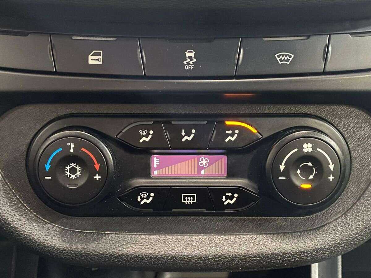 Купить Лада (ВАЗ) Веста, 2018, 65 852 км.. Фото: #14