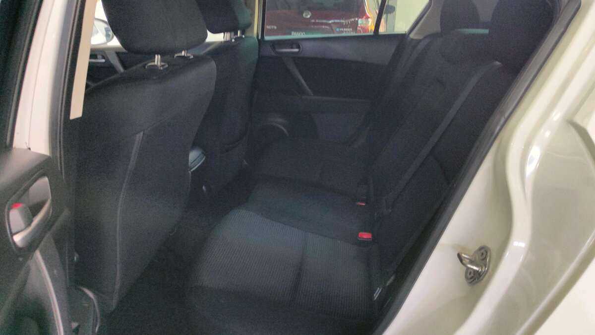 Купить Мазда 3, 2012, 260 171 км.. Фото: #11