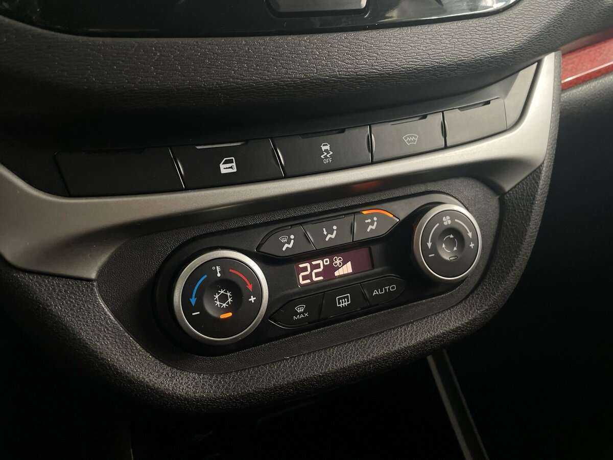 Купить Лада (ВАЗ) Веста, 2018, 88 269 км.. Фото: #14