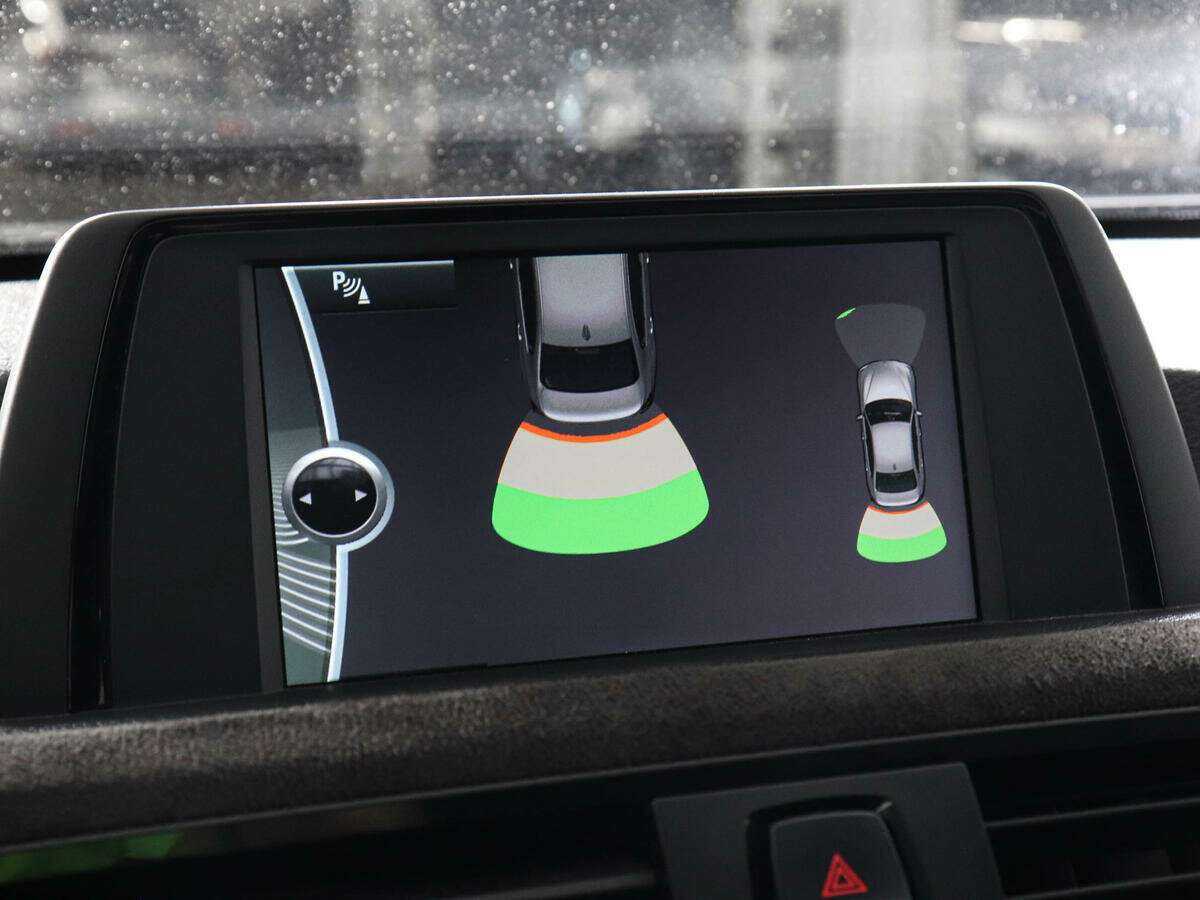 Купить BMW 3 серии, 2013, 181 923 км.. Фото: #10