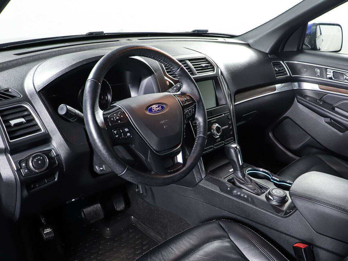 Купить Ford Explorer, 2017, 38 641 км.. Фото: #14