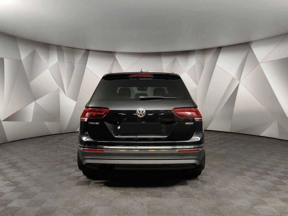 Купить Volkswagen Tiguan, 2018, 82 646 км.. Фото: #7