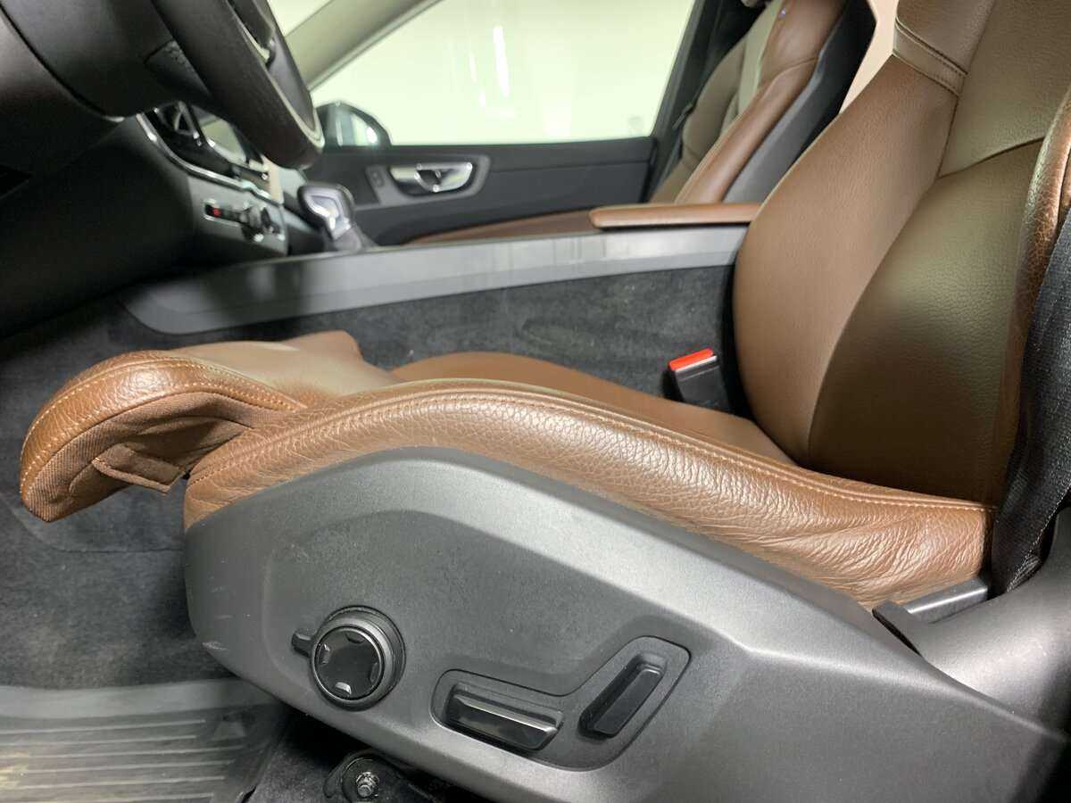 Купить Volvo XC60, 2019, 252 154 км.. Фото: #13