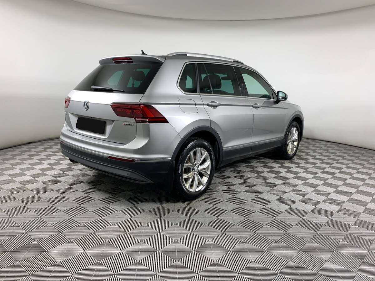 Купить Volkswagen Tiguan, 2018, 84 358 км.. Фото: #3
