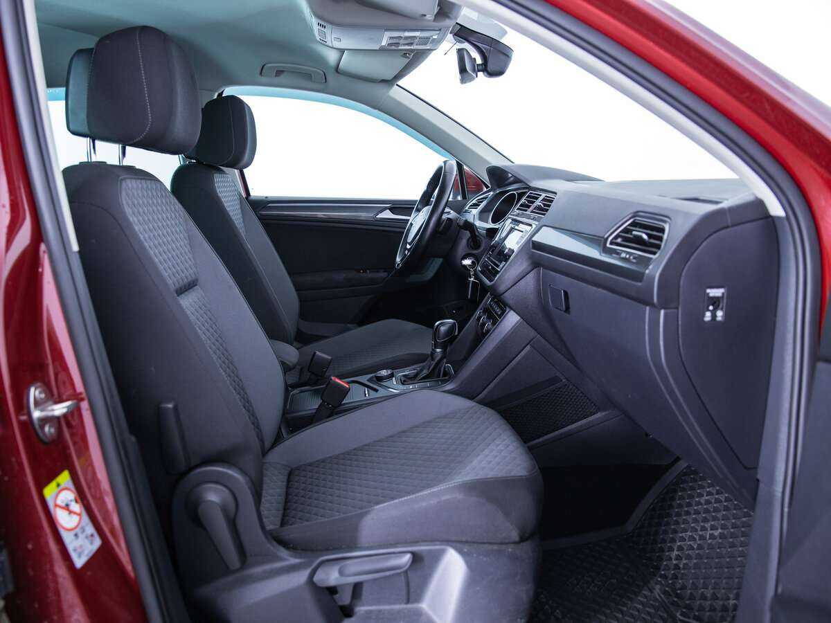 Купить Volkswagen Tiguan, 2017, 77 147 км.. Фото: #9