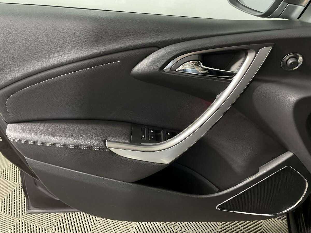 Купить Опель Астра, 2012, 203 027 км.. Фото: #7