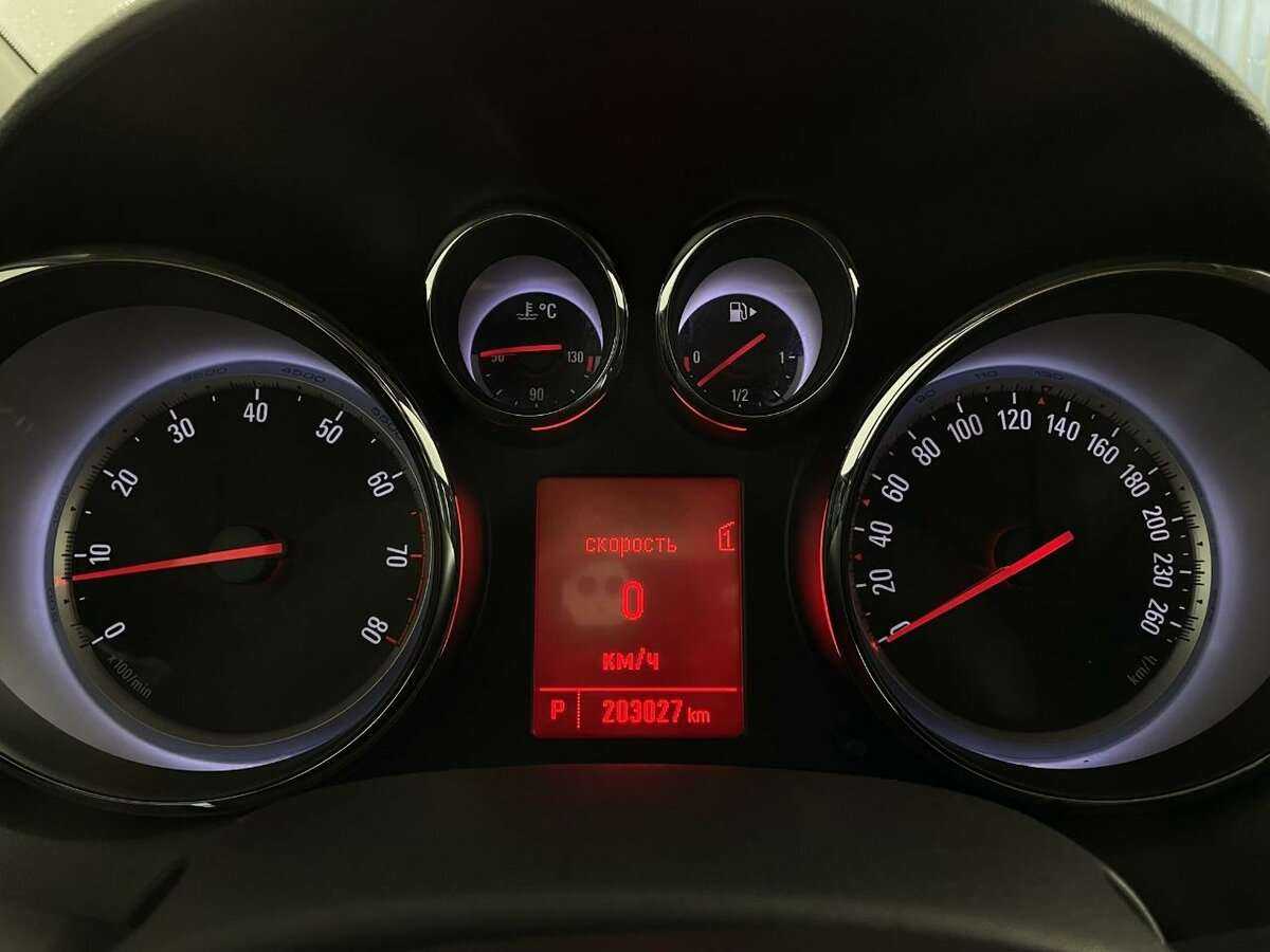 Купить Опель Астра, 2012, 203 027 км.. Фото: #10