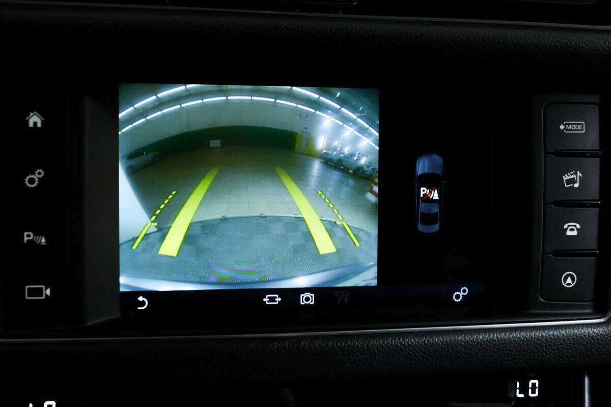 Купить Jaguar XF, 2016, 185 956 км.. Фото: #13