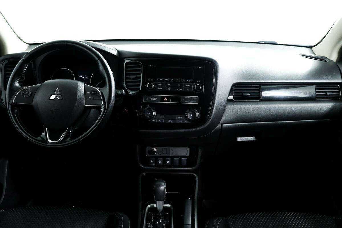 Купить Mitsubishi Outlander, 2018, 101 000 км.. Фото: #10