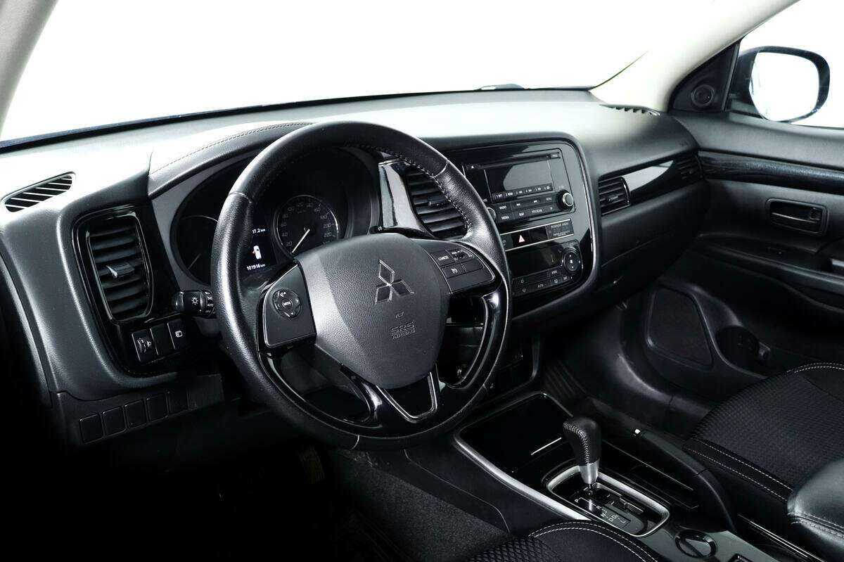 Купить Mitsubishi Outlander, 2018, 101 000 км.. Фото: #12