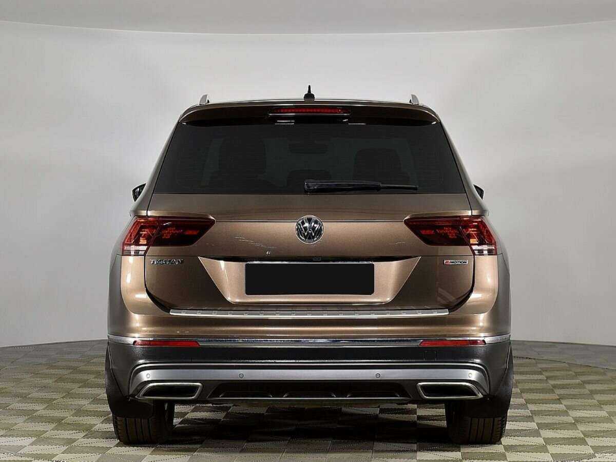 Купить Volkswagen Tiguan, 2018, 111 878 км.. Фото: #3