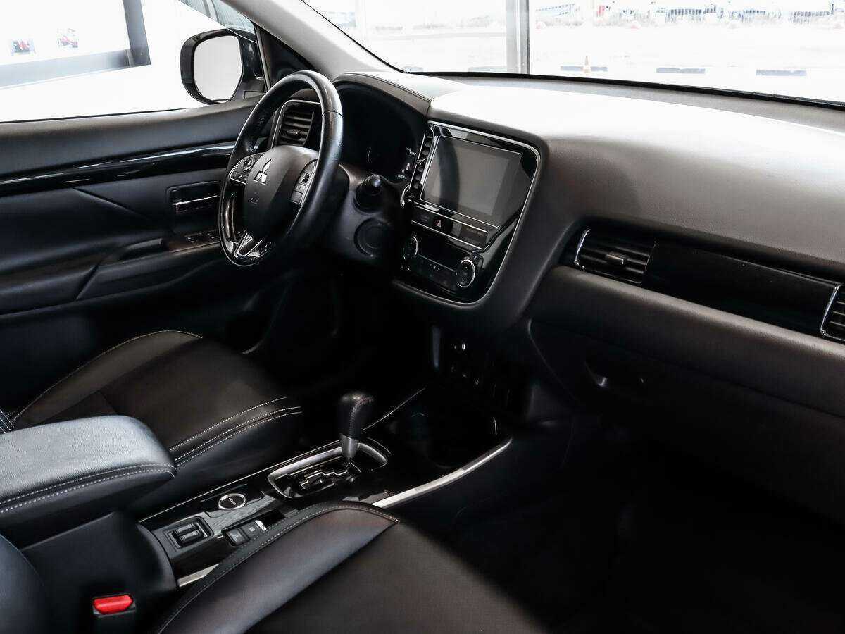 Купить Mitsubishi Outlander, 2019, 69 017 км.. Фото: #11