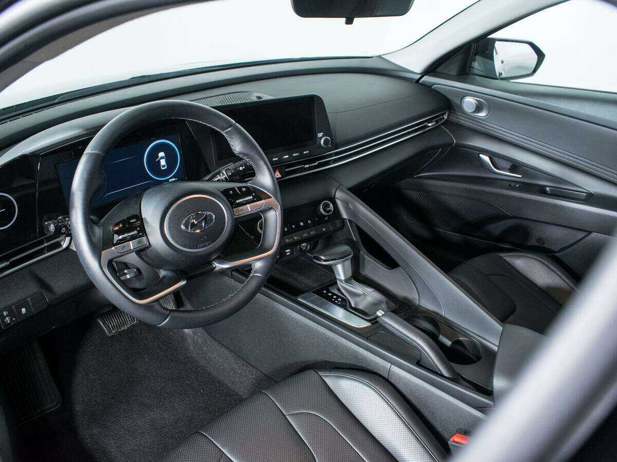 Купить Hyundai Elantra, 2023, 8 327 км.. Фото: #12