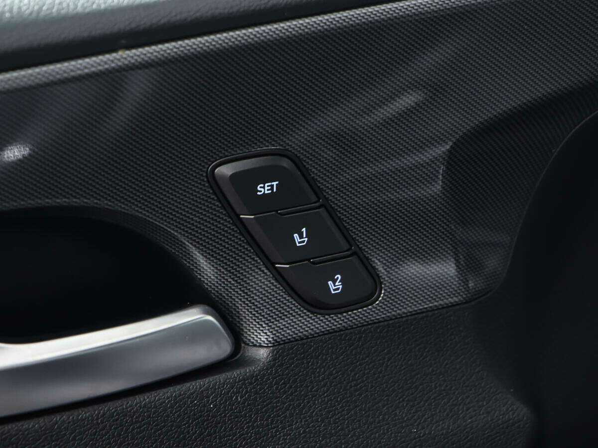 Купить Hyundai Santa Fe, 2021, 167 174 км.. Фото: #18