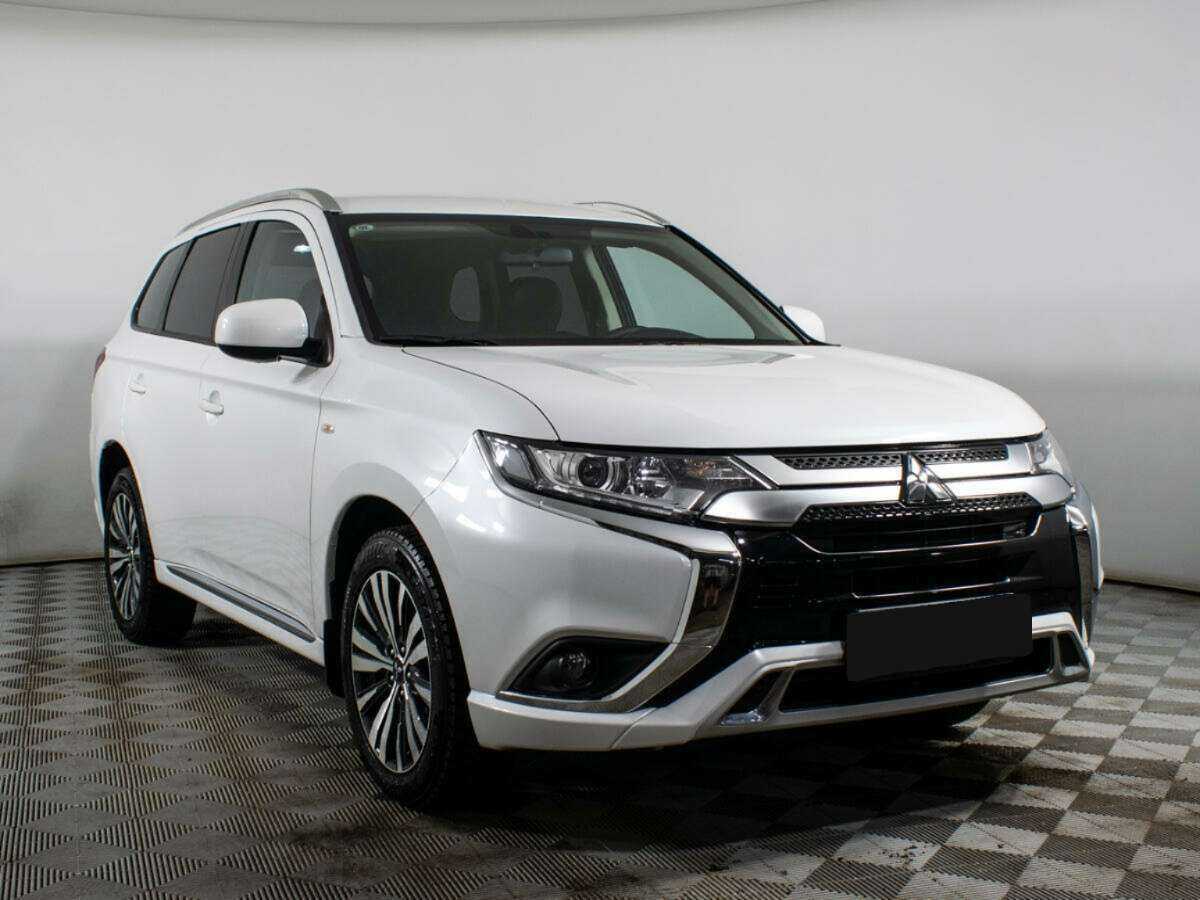 Купить Mitsubishi Outlander, 2022, 14 500 км.. Фото: #2