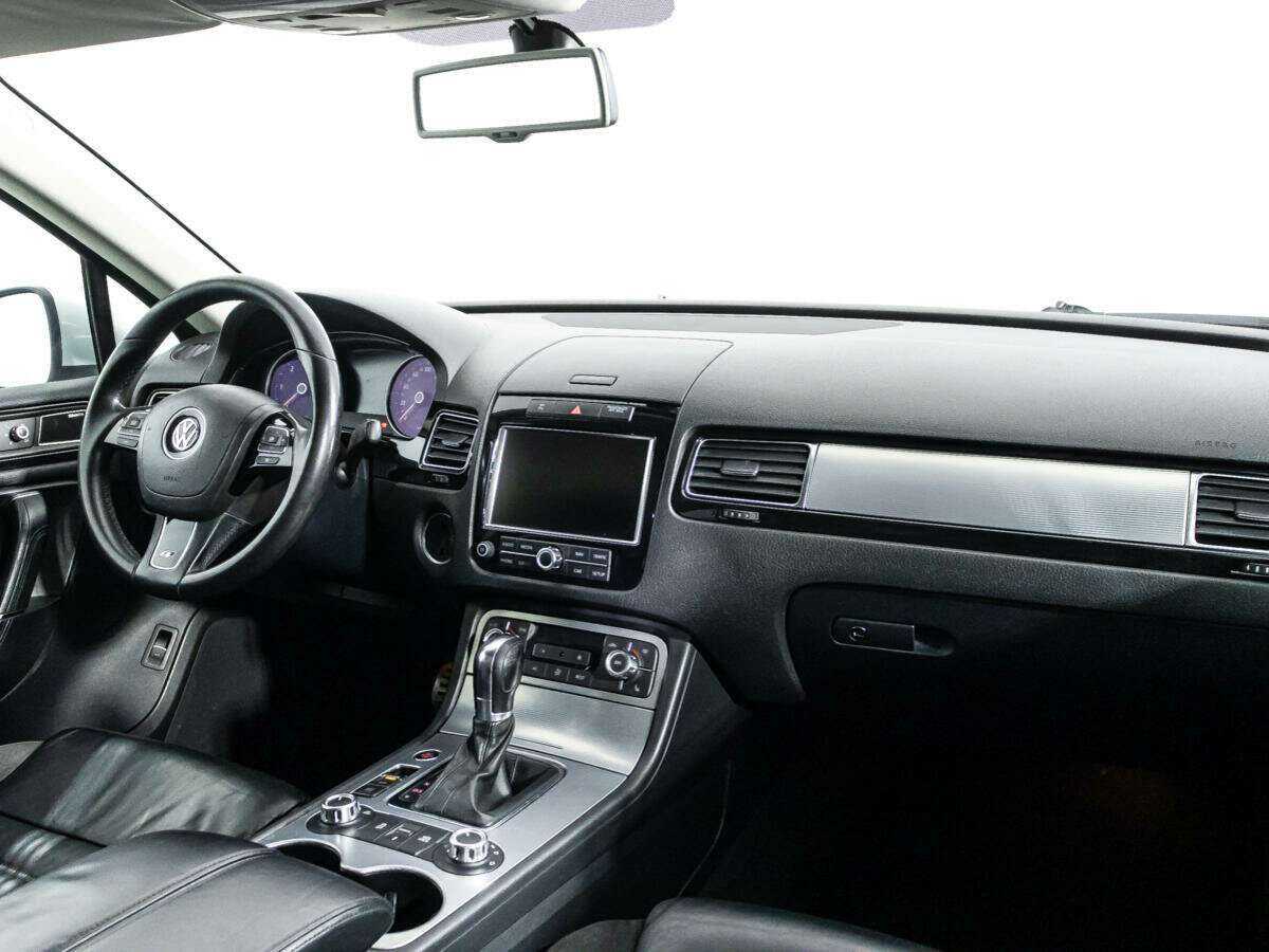 Купить Volkswagen Touareg, 2012, 236 145 км.. Фото: #8