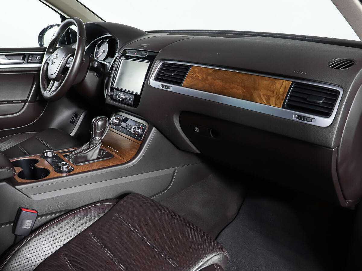Купить Volkswagen Touareg, 2013, 117 893 км.. Фото: #8