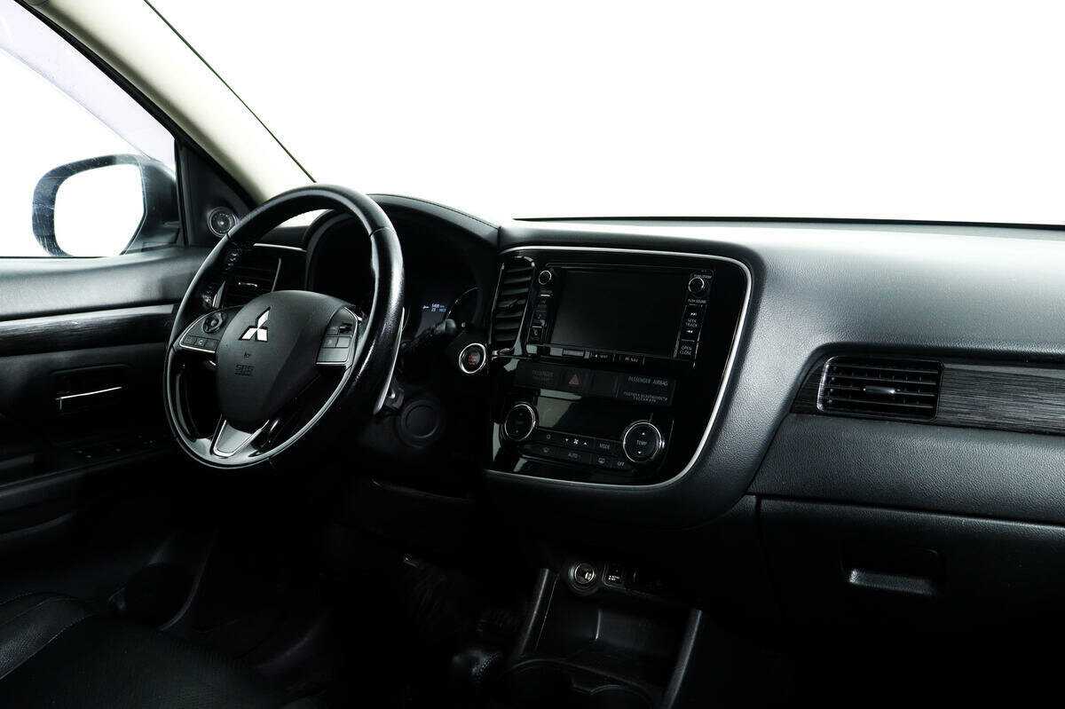 Купить Mitsubishi Outlander, 2016, 129 680 км.. Фото: #8
