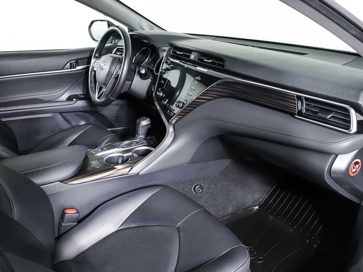 Купить Toyota Camry, 2018, 62 503 км.. Фото: #8