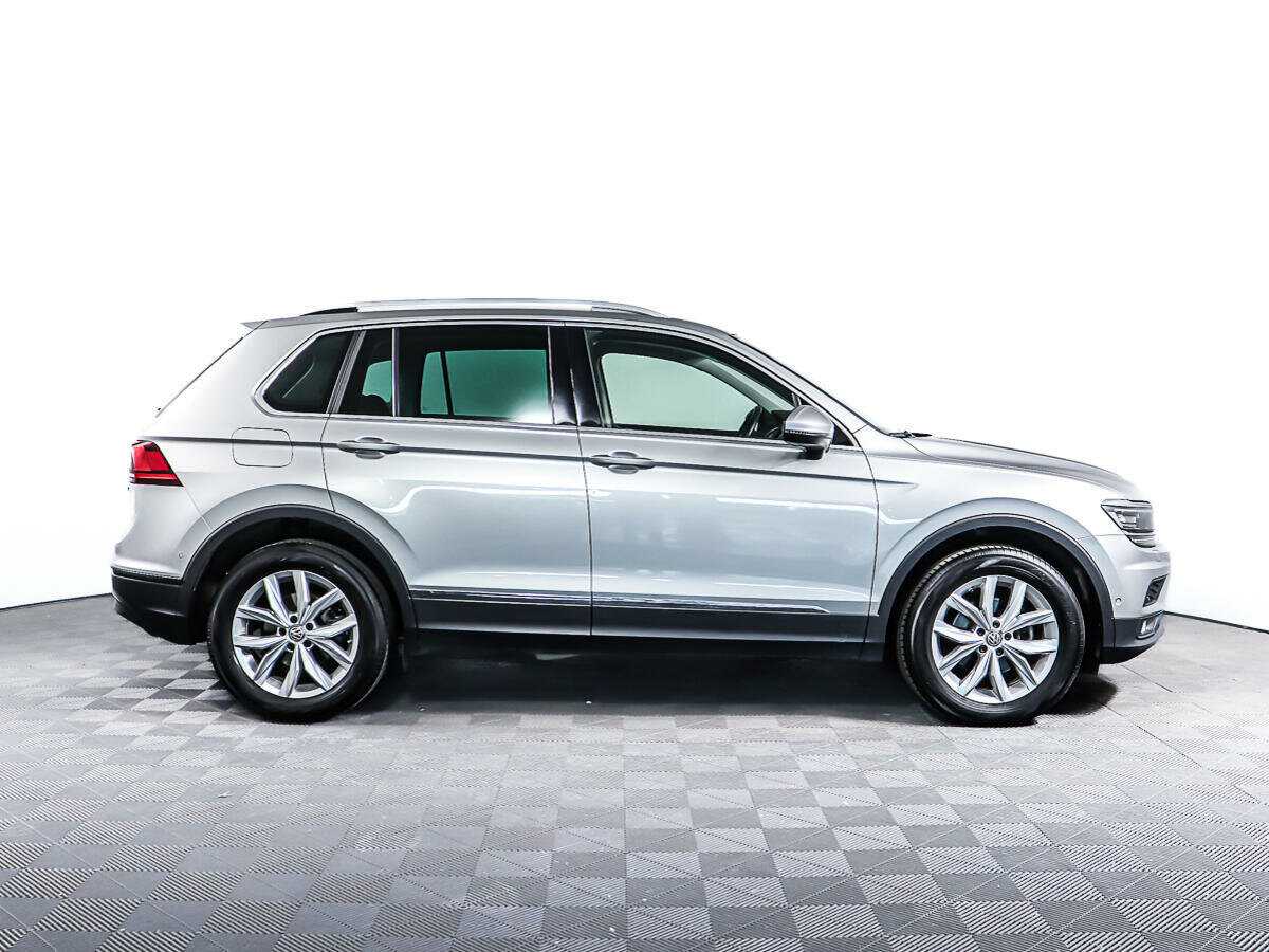 Купить Volkswagen Tiguan, 2018, 45 214 км.. Фото: #3