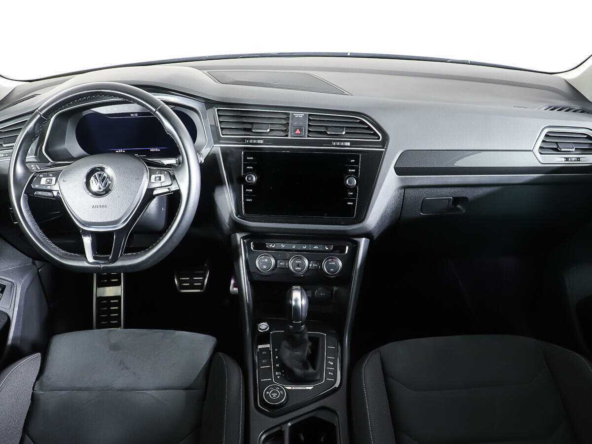 Купить Volkswagen Tiguan, 2018, 45 214 км.. Фото: #10