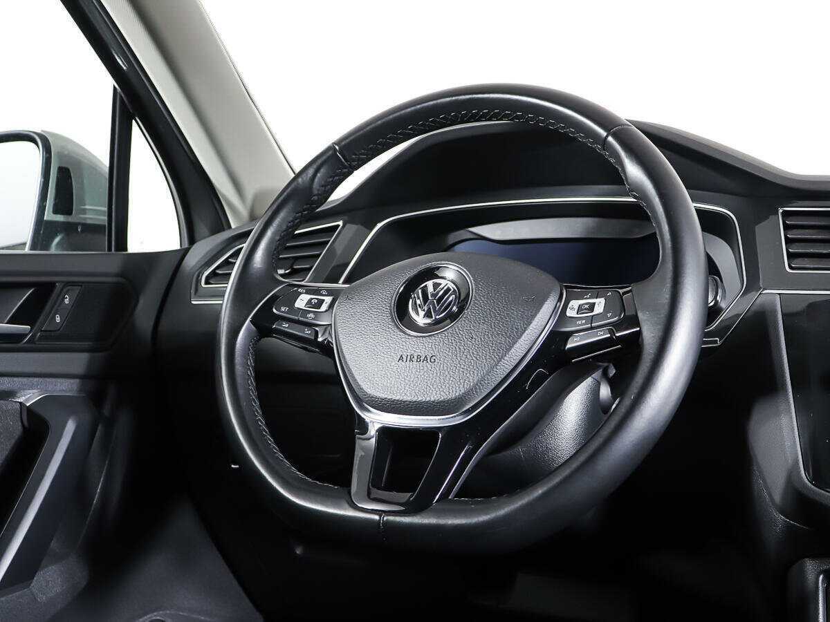 Купить Volkswagen Tiguan, 2018, 45 214 км.. Фото: #14