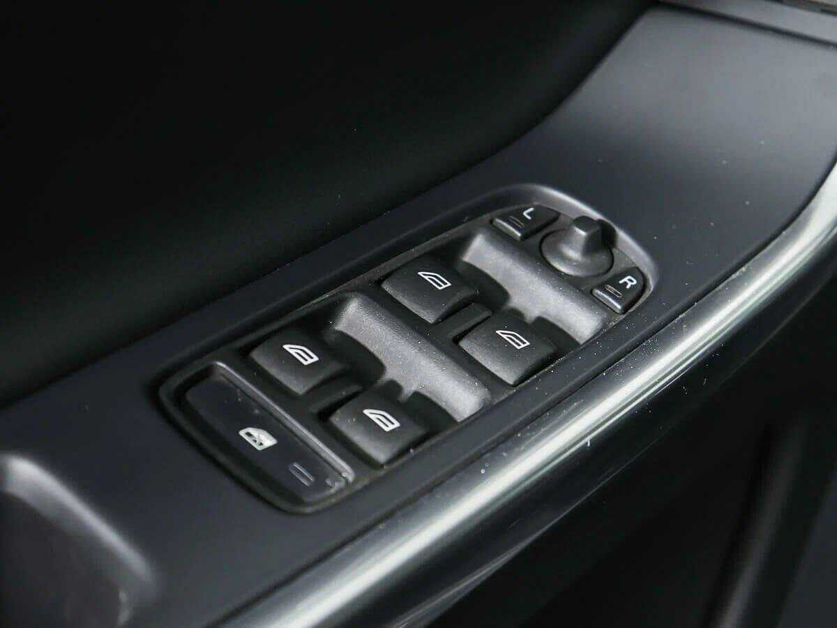 Купить Volvo XC60, 2017, 127 104 км.. Фото: #17