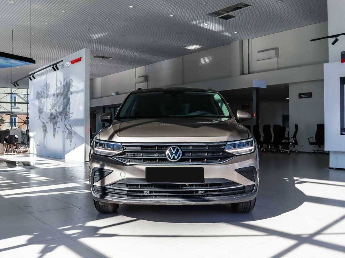 Купить Volkswagen Tiguan, 2021, 71 000 км.. Фото: #1