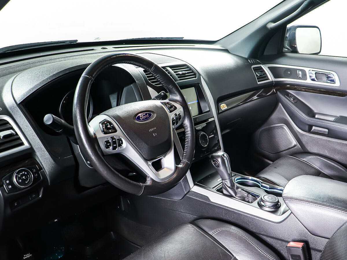 Купить Ford Explorer, 2015, 116 727 км.. Фото: #13