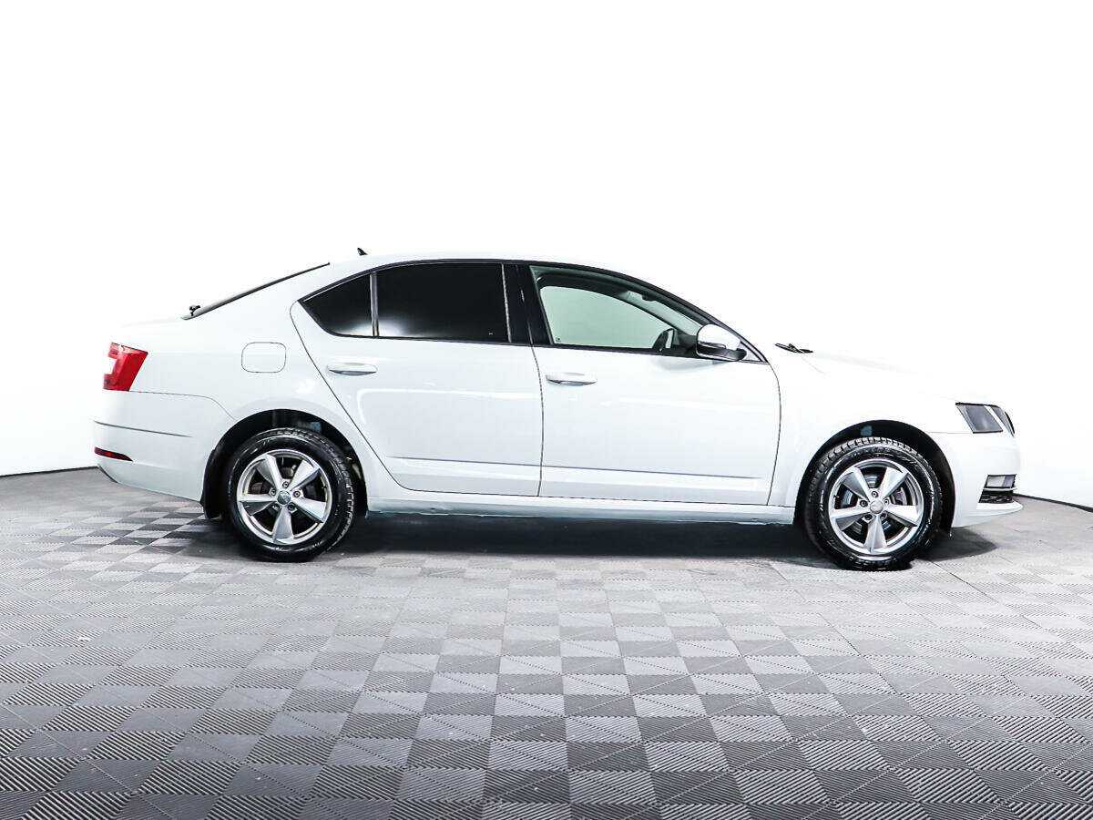 Купить Шкода Октавия, 2019, 108 408 км.. Фото: #3