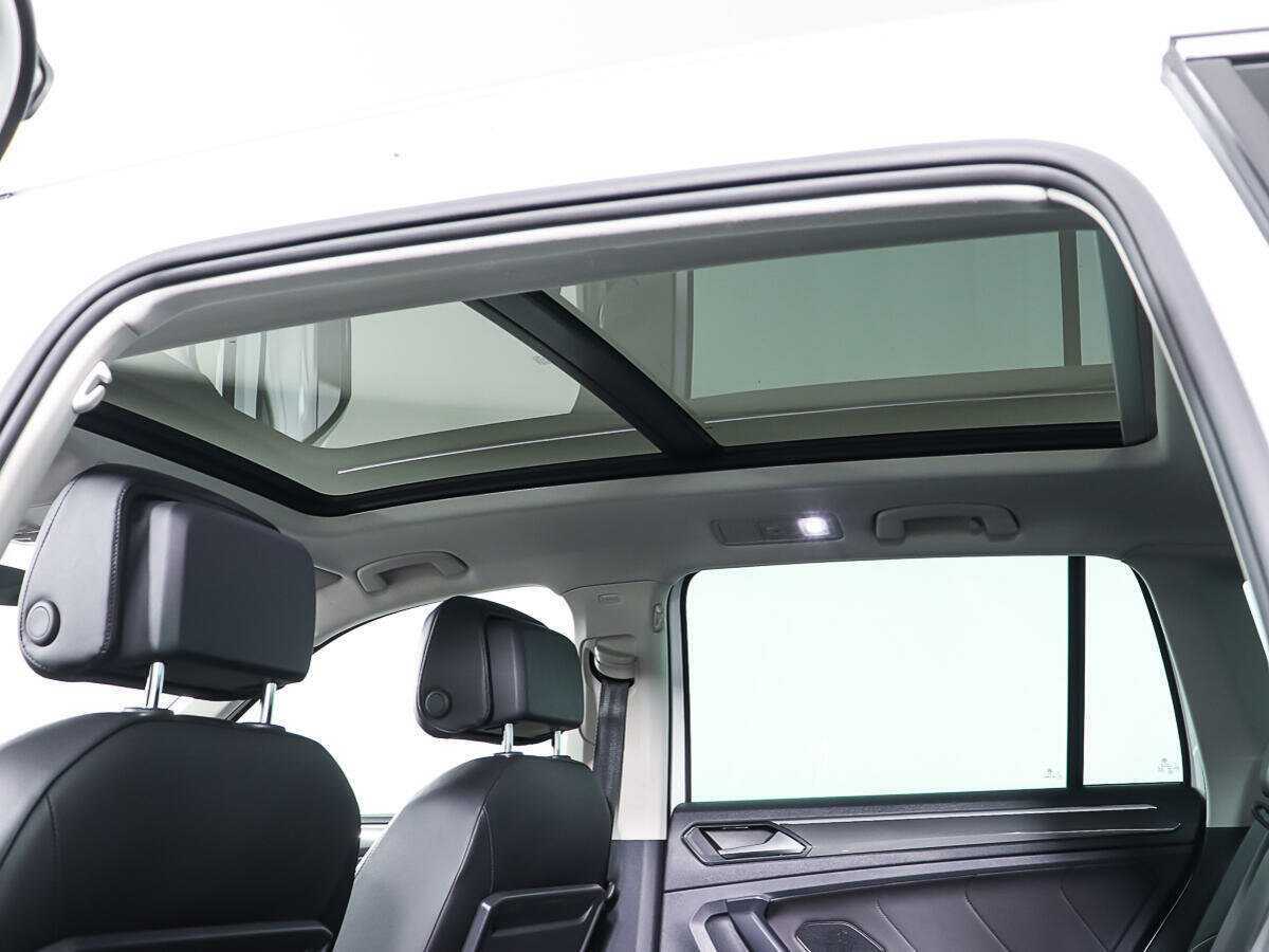 Купить Volkswagen Tiguan, 2017, 45 484 км.. Фото: #15